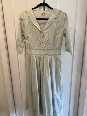 Fiona Simple Retro Light Mint Pearl and gold Button-Front Midi Dress.